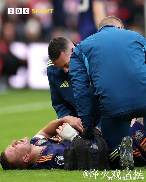 纽卡中卫丹-伯恩因肺部穿孔和肋骨骨折缺席六周——邮报报道 纽卡中卫丹-伯恩因肺部穿孔和肋骨骨折缺席六周——邮报报道